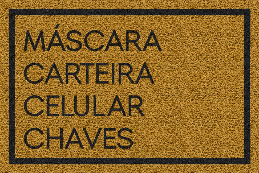 Capacho Divertido Máscara, Carteira, Celular, Chaves 60x40cm - Ouro 